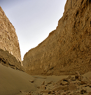 Canyon de Zaban-e-Mar-shahdad-iran