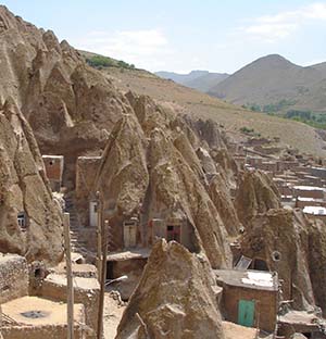 Kandovan troglodyte village