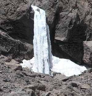 la-cascade_de-_glace_Abshar_Yakhi